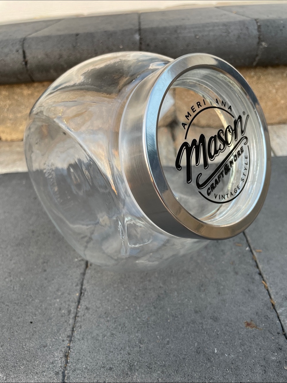 Mason Glass Pantry Jar with Silver Lid and Logo - Missing Letter ‘C’ in America